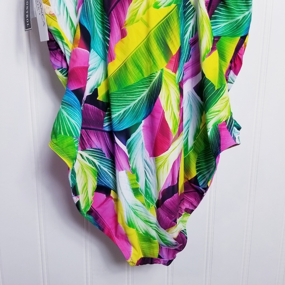 La Blanca | Swim | La Blanca Tropical Rain Onepiece Swimsuit 22w New | Poshmark